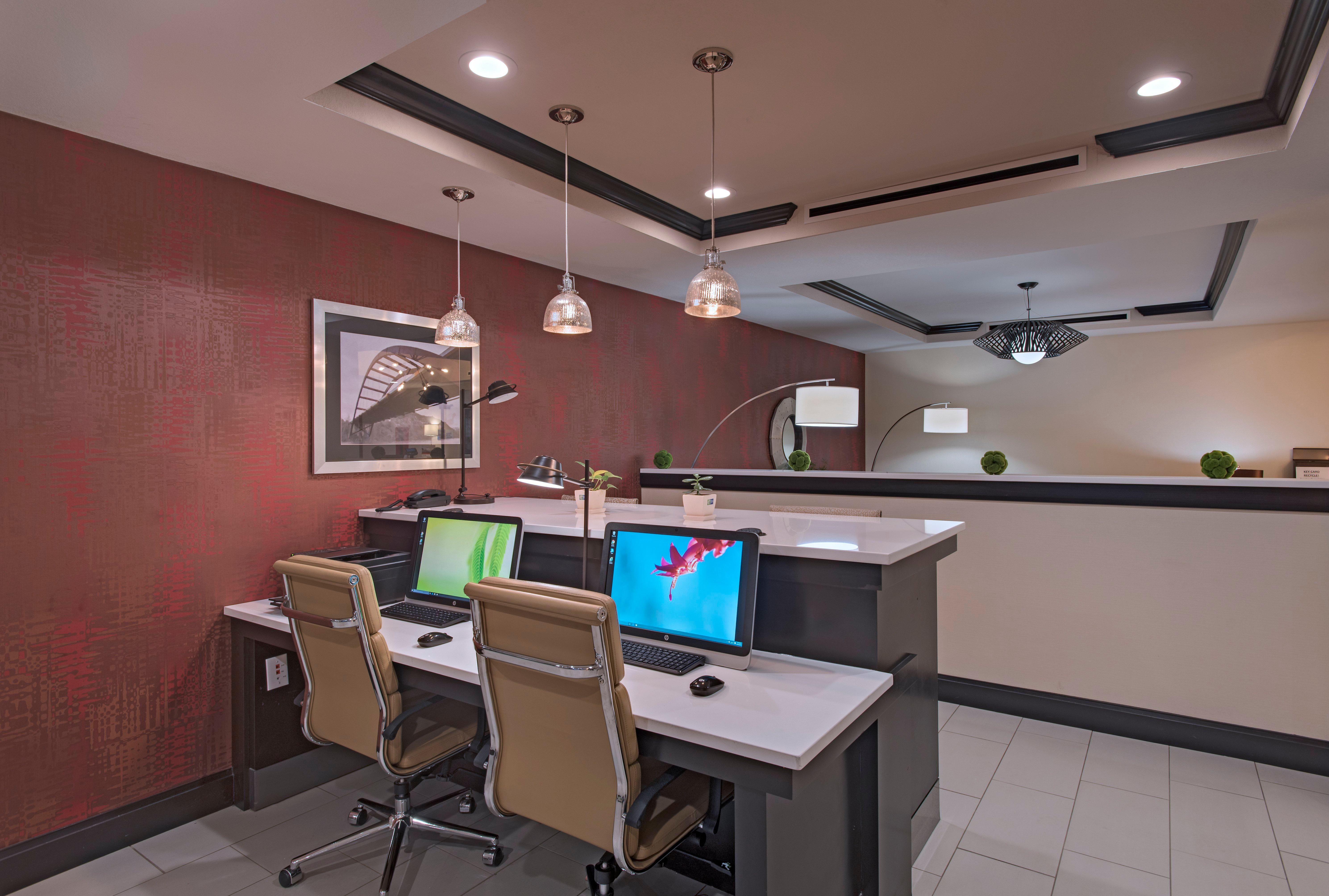 Holiday Inn Express & Suites Austin Nw - Four Points By Ihg Exteriör bild
