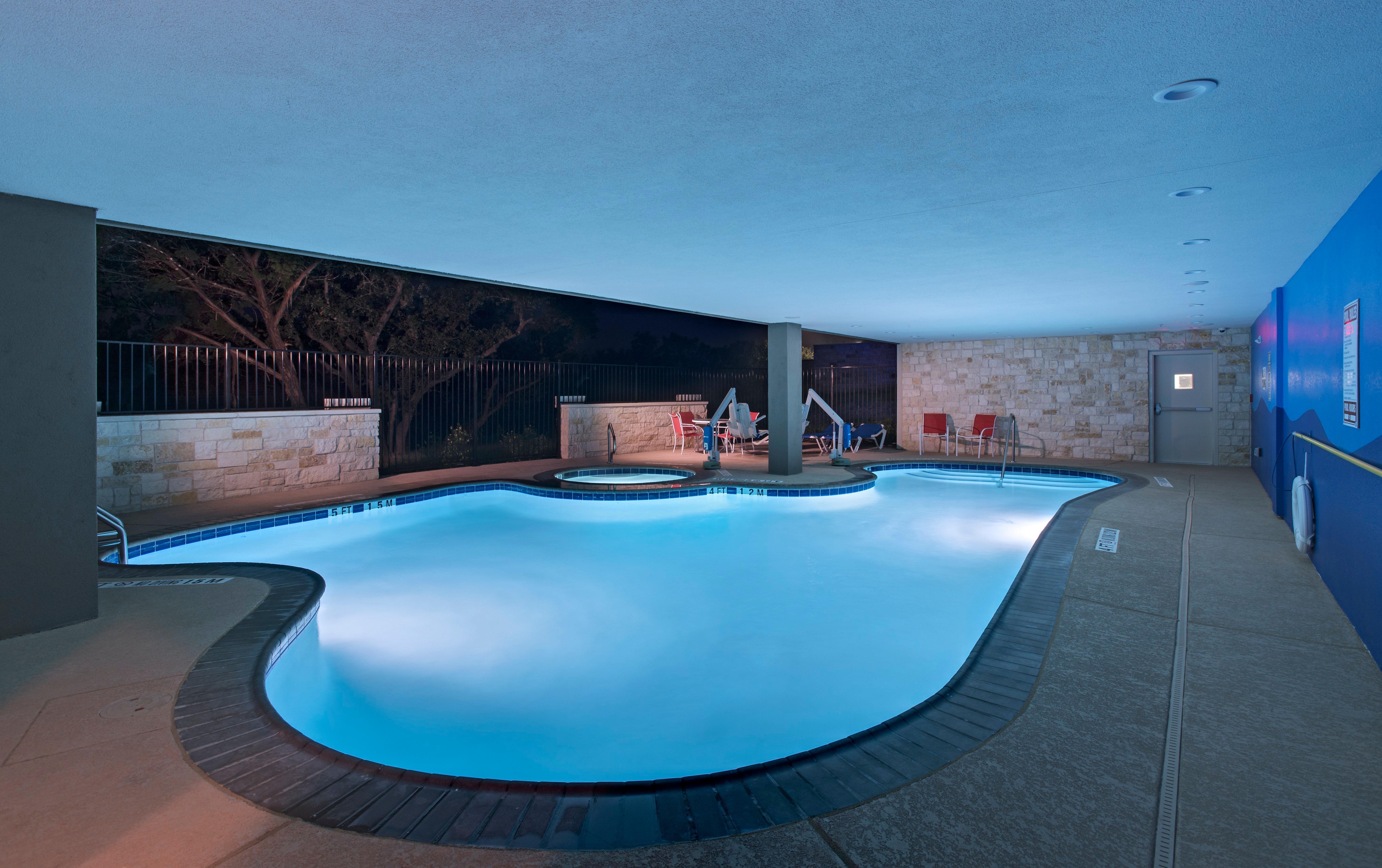 Holiday Inn Express & Suites Austin Nw - Four Points By Ihg Exteriör bild