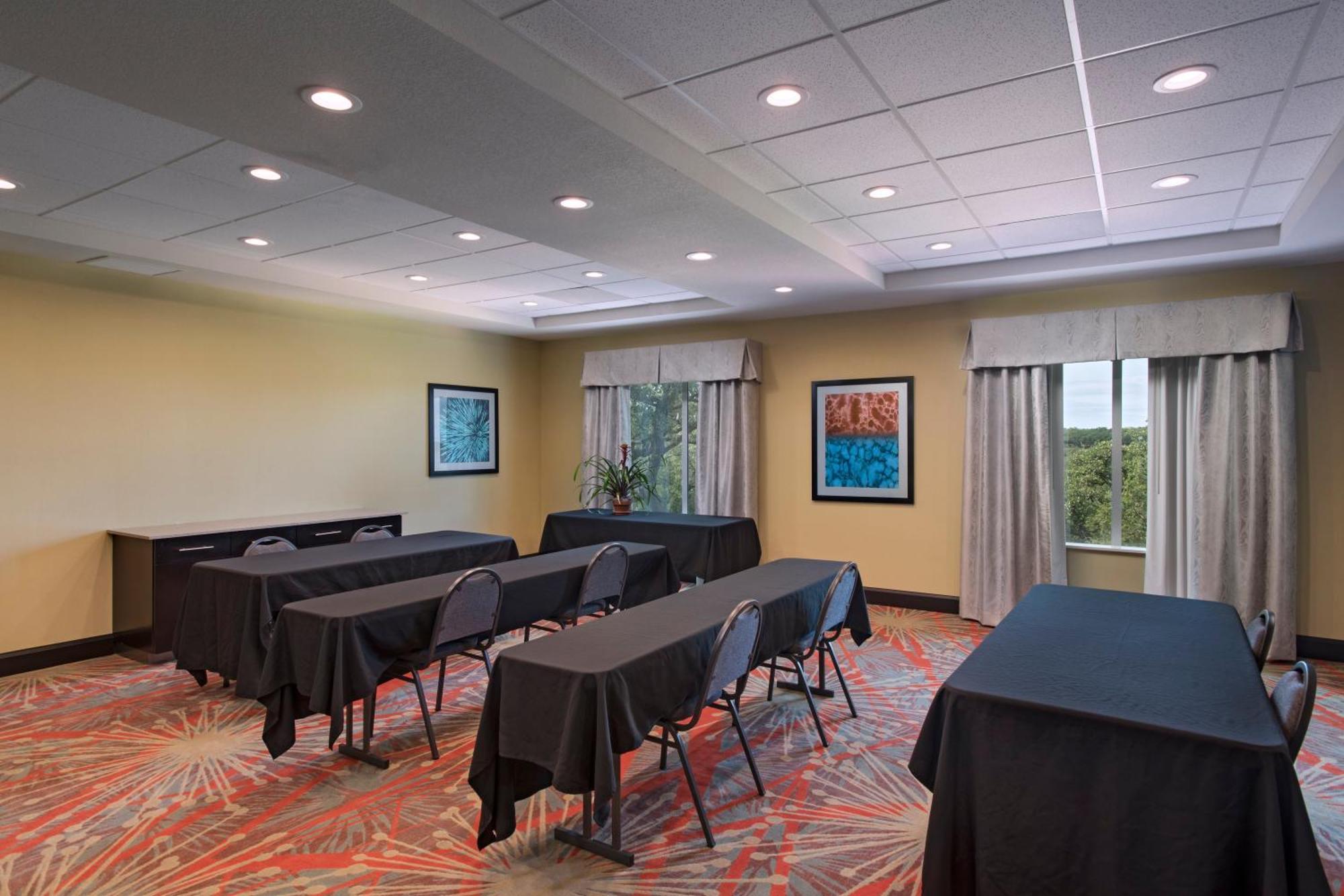 Holiday Inn Express & Suites Austin Nw - Four Points By Ihg Exteriör bild